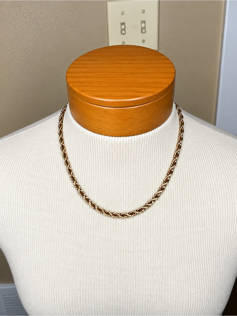 Gold Tone Twisted Rope Chain Necklace Classic Braided Link Statement Jewelry